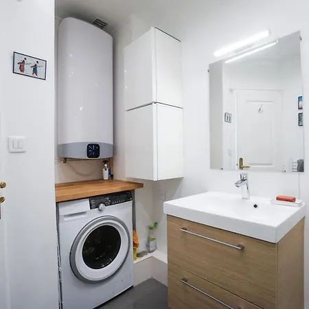 Apartment Comfortable Near Parc Monceau